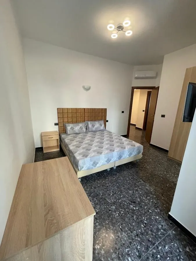 Gasthuis Due Passi Dal Mare Hotel Savona