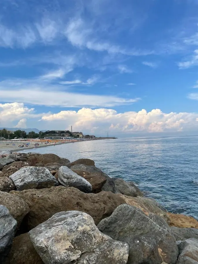 Due Passi Dal Mare Hotel Savona